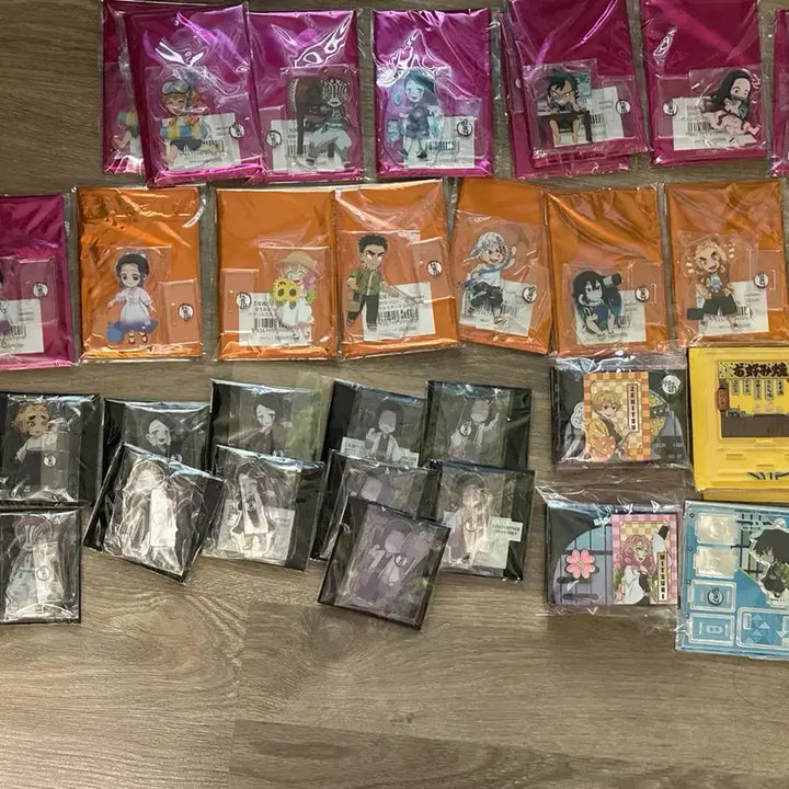 [BUNJANG] Demon Slayer Goods Random Box / 귀멸의 칼날 굿즈 처리 랜박