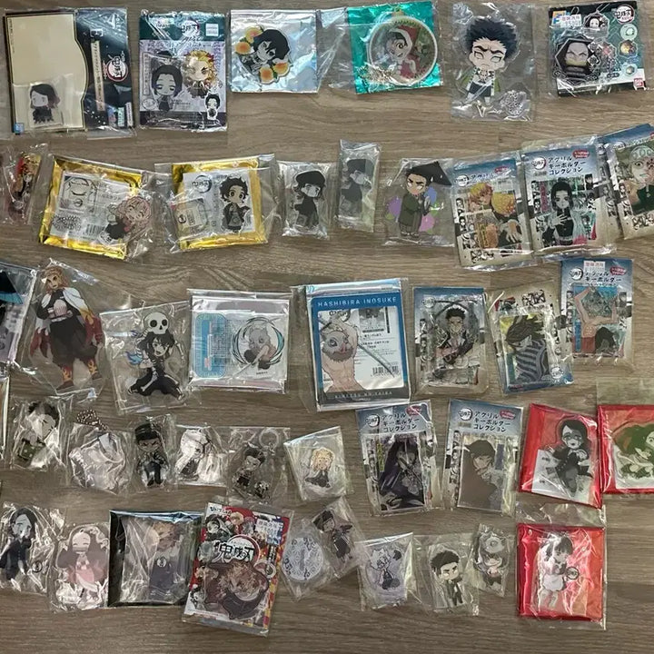 [BUNJANG] Demon Slayer Goods Random Box / 귀멸의 칼날 굿즈 처리 랜박
