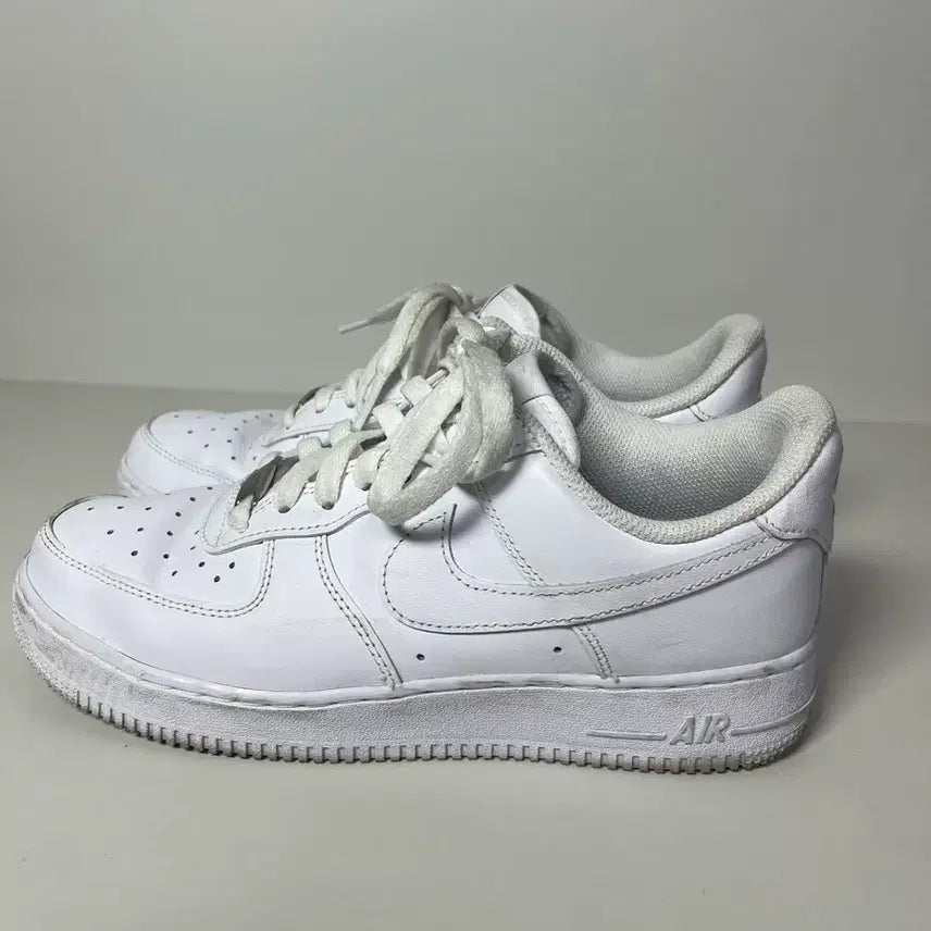 [BUNJANG] Nike Air Force 1 All White Sneakers (Size 250) / 나이키 에어포스1 올백 250