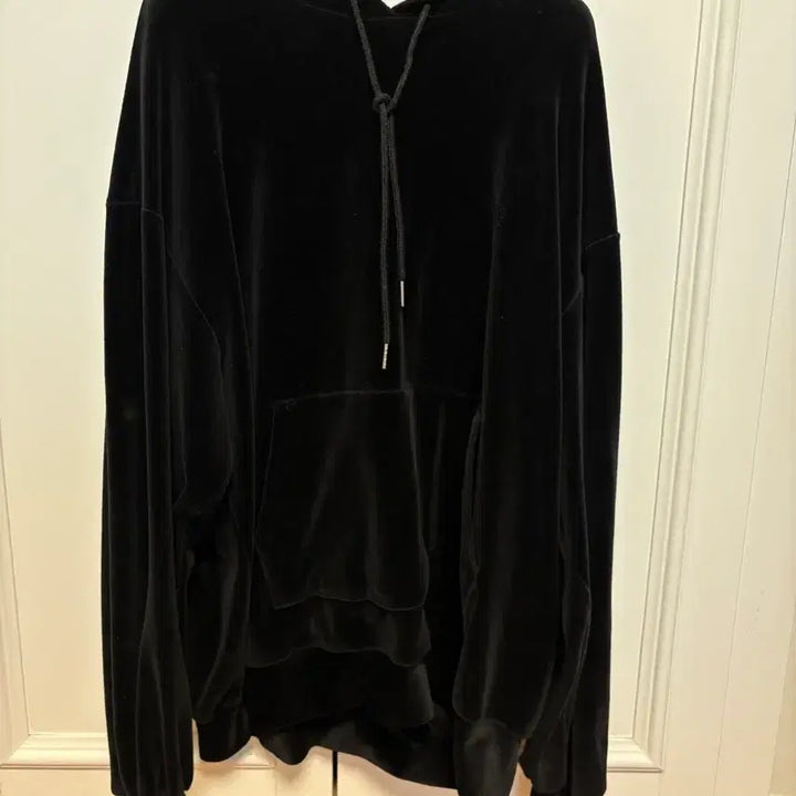 [BUNJANG] Low Classic Velour Hoodie / 로클 Locle 벨루어 후드티 low classic