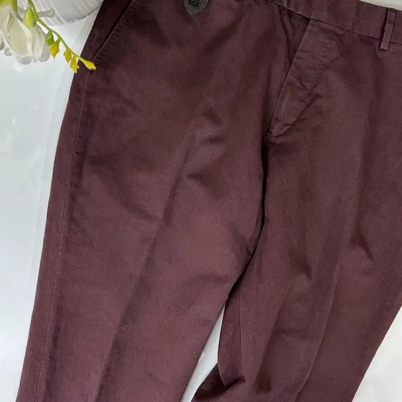 [BUNJANG] Berluti Classic Burgundy Lambskin Detail Chino Pants / 벨루티 클래식 버건디 램스킨 디테일 치노 팬츠