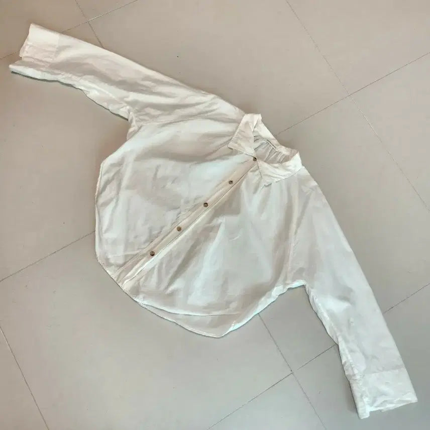 [BUNJANG] The Cashmere White Silk Blouse / 더캐시미어 화이트 견 셔츠  블라우스 free