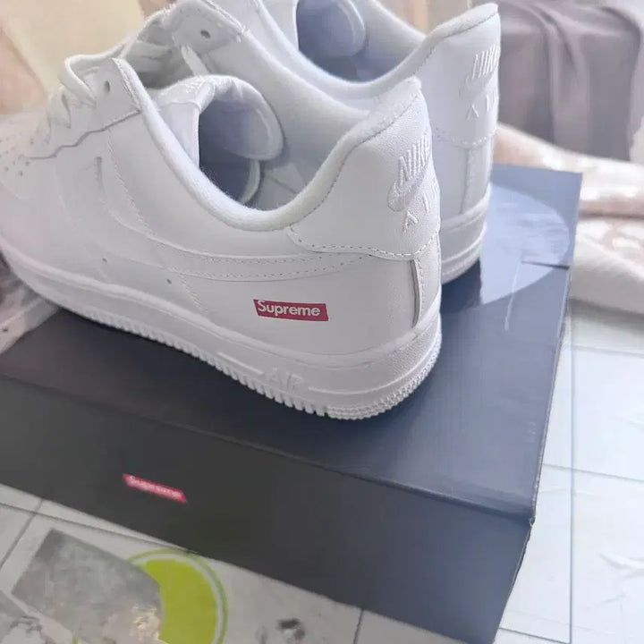 [BUNJANG] Nike x Supreme Air Force 1 Low White 275mm / 나이키 x 슈프림 에어포스 1 로우 화이트 275MM
