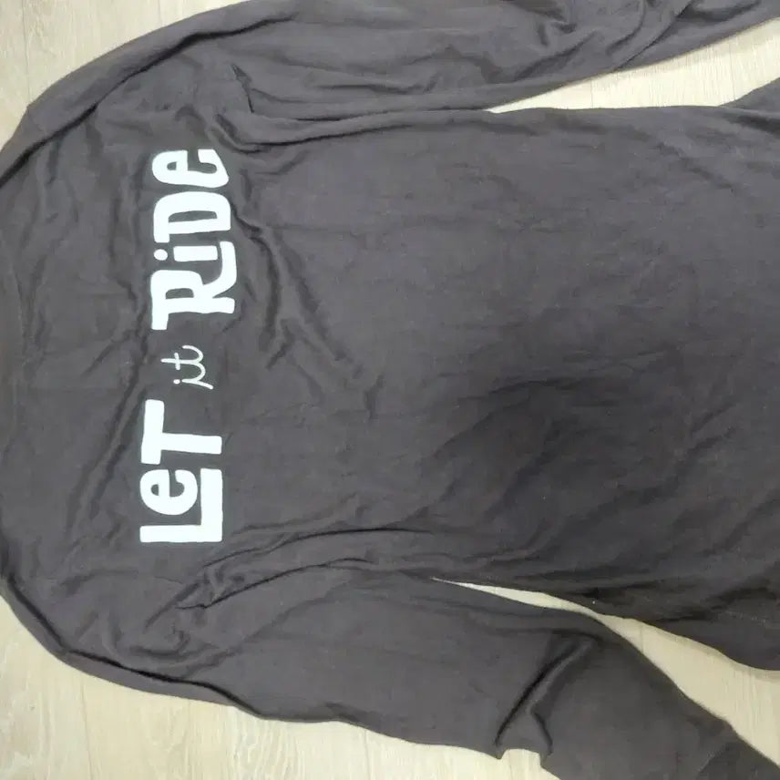 [SOLD OUT] 홀리스터 SURF 브라운 롱슬리브 M