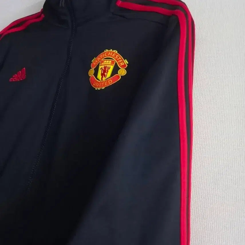 [BUNJANG] Adidas Manchester United Red/Black Track Top Jacket Size XL / 아디다스 맨유 검빨 트랙탑 져지집업 105 / XL