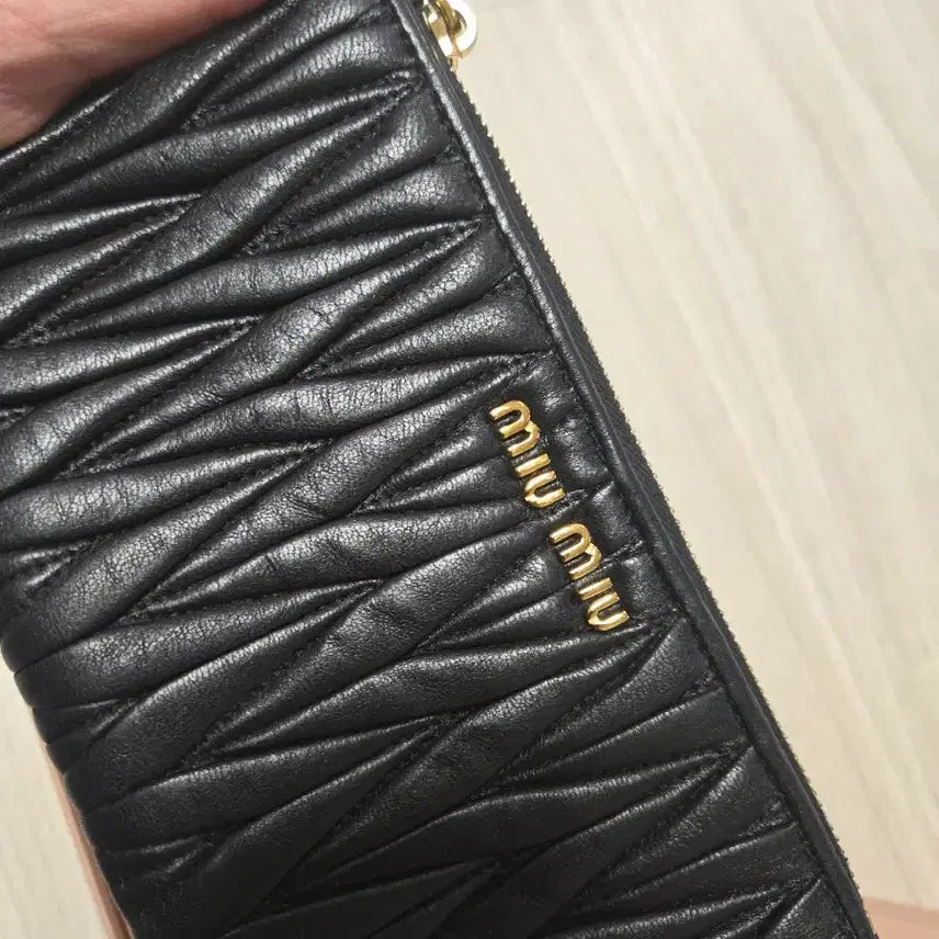 [BUNJANG] Miu Miu Black Matelassé Wallet / 미우미우 정품 지갑