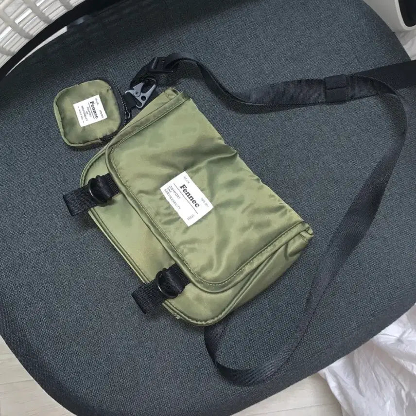 [BUNJANG] Fennec Mini Messenger Bag with Pouch / 페넥 메신저백