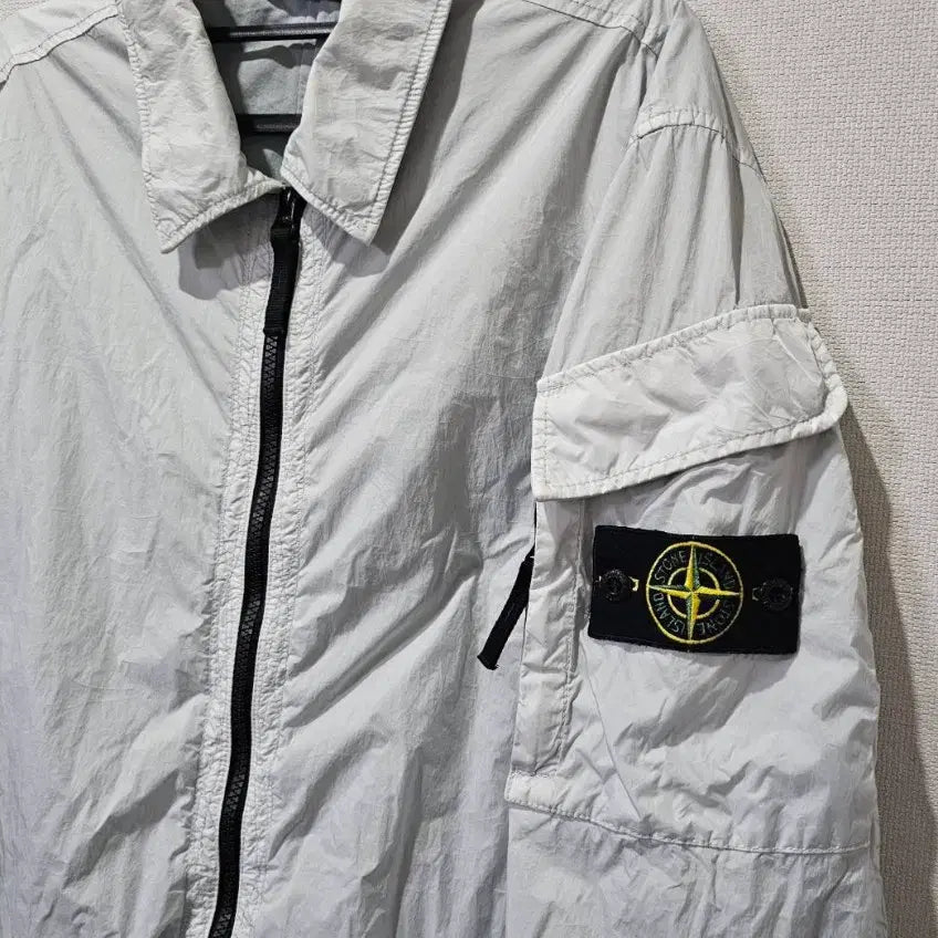 [BUNJANG] Stone Island Crinkle Reps Nylon Jacket L / [백화점판/A+] 스톤아일랜드 크링클랩스 나일론 자켓 100 / L