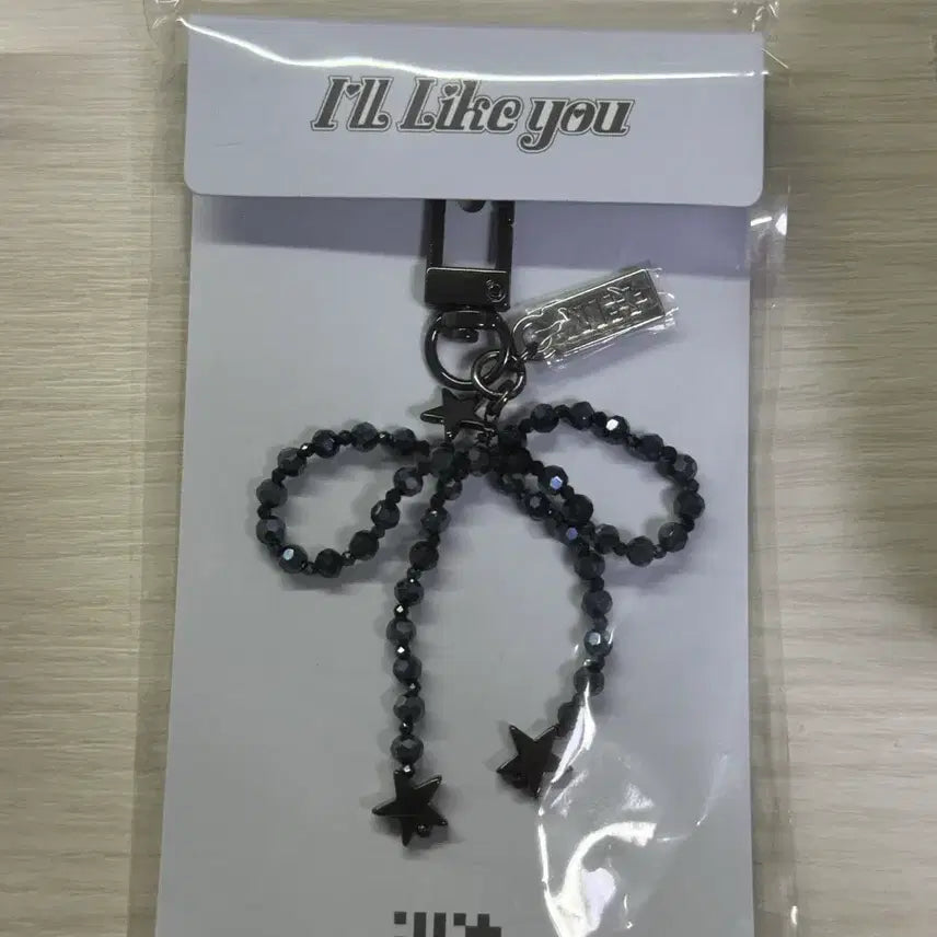 [BUNJANG] ILLIT Official MD Ribbon Core Keyring / 아일릿 비즈 키링 2집 공식 엠디 리본 코어 굿즈 ill like you