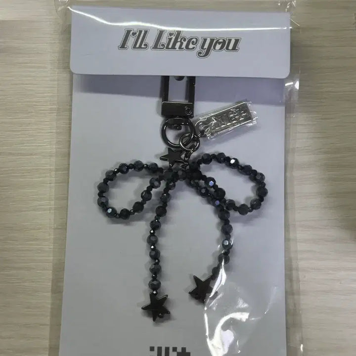 [BUNJANG] ILLIT Official MD Ribbon Core Keyring / 아일릿 비즈 키링 2집 공식 엠디 리본 코어 굿즈 ill like you