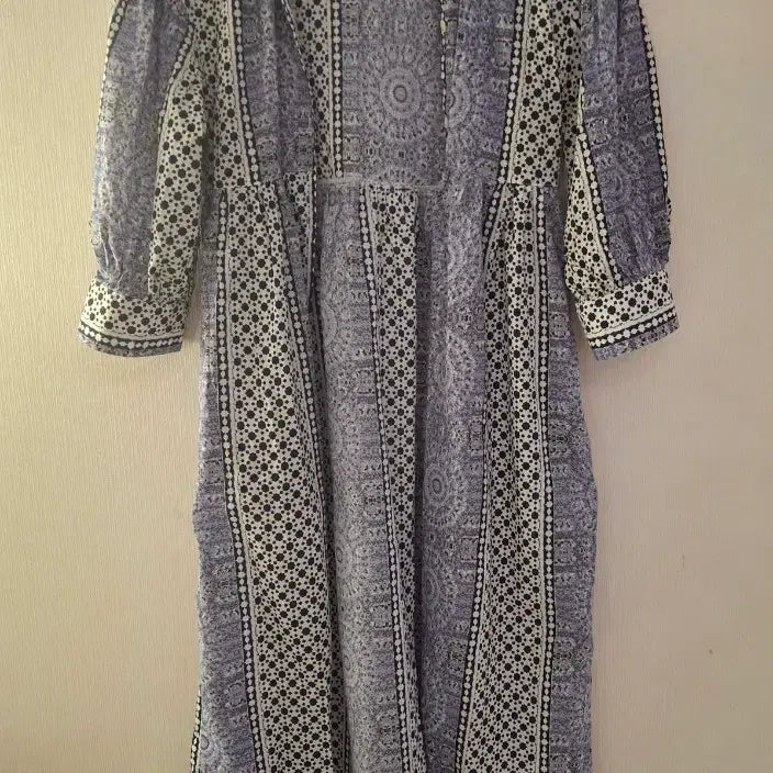 [BUNJANG] Floral Pattern Long Robe Dress / 로브겸원피스(55)