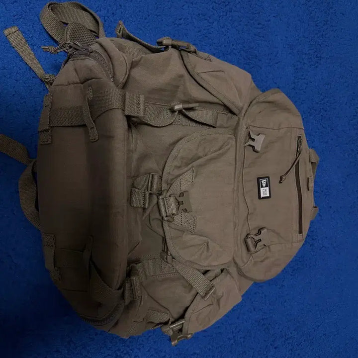 [BUNJANG] New Era Utility Backpack Khaki / 뉴에라 유틸리티 백팩 카키