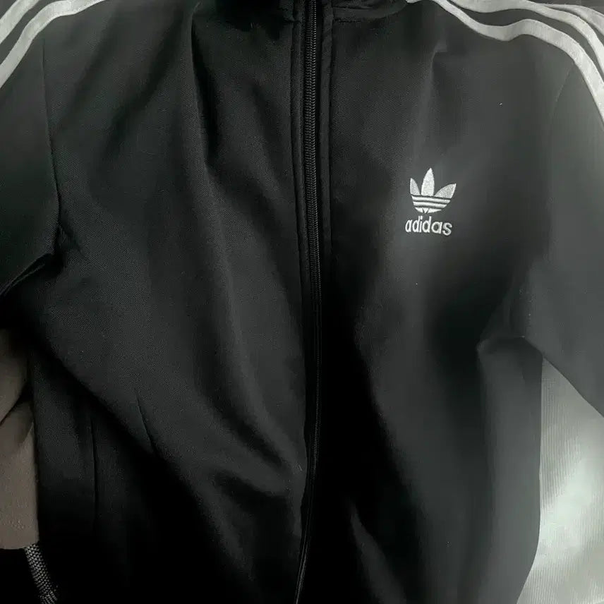 [BUNJANG] Adidas Europa Track Top Jersey / [아디다스] 유로파 트랙탑 져지