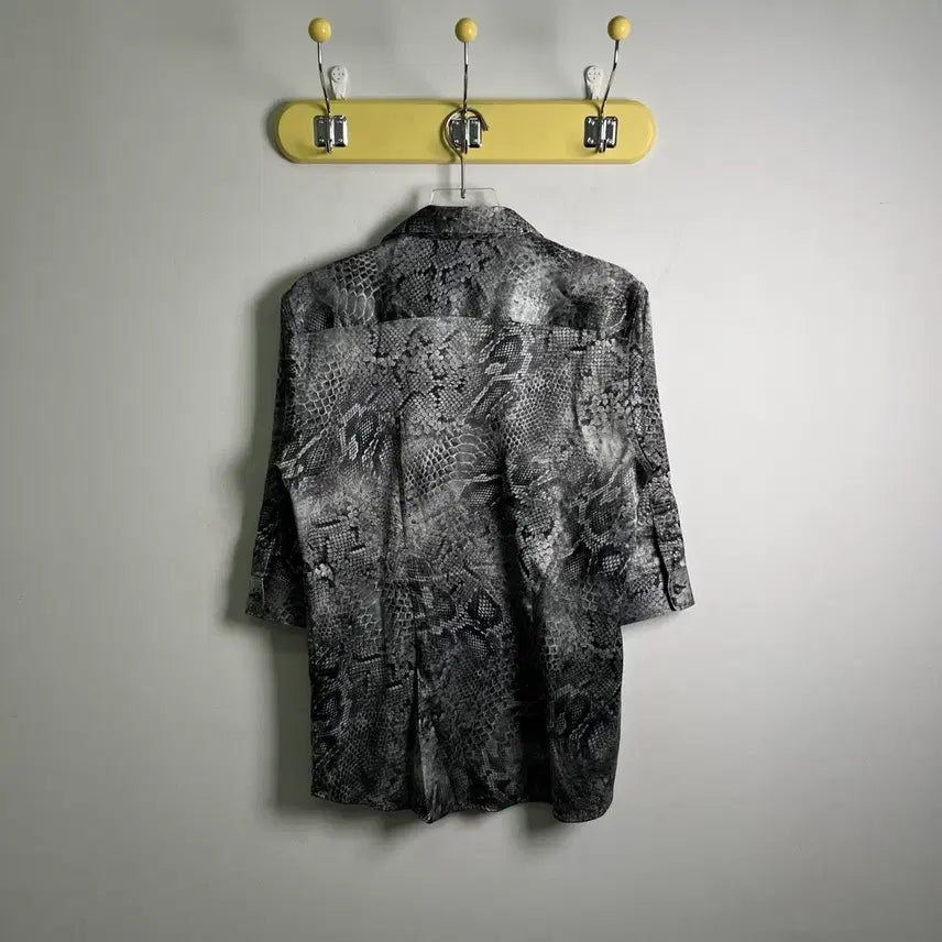 [BUNJANG] Tornado Mart Python Print Shirt / tornado mart 토네이도 마트 뱀피 파이톤 프린트 셔츠 L