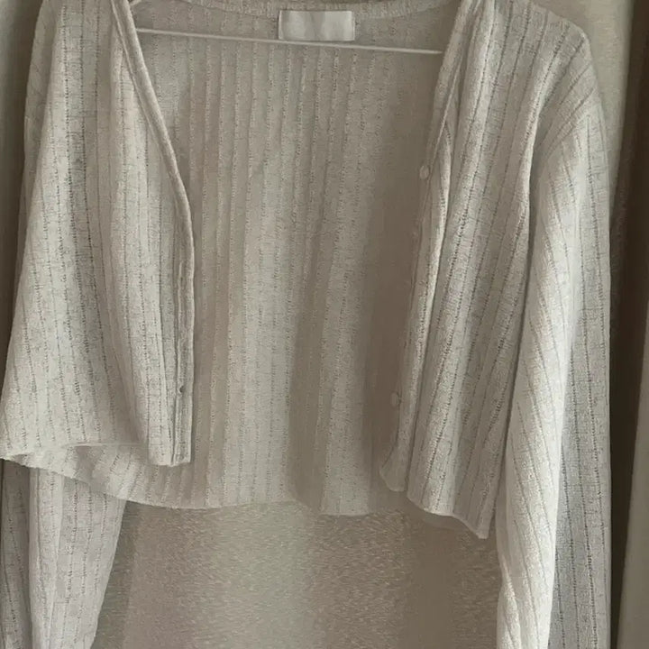 [BUNJANG] Muted Grey Linen Cropped Cardigan / 그레이 린넨 크롭 가디건