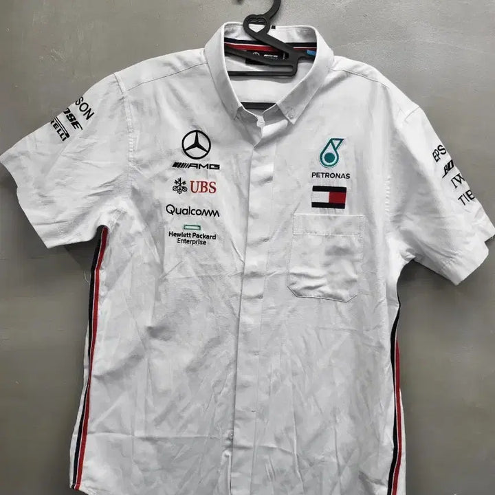 [BUNJANG] Mercedes-AMG Petronas White Short Sleeve Shirt / 벤츠 AMG 페트로나스 반팔 셔츠 화이트m가슴50