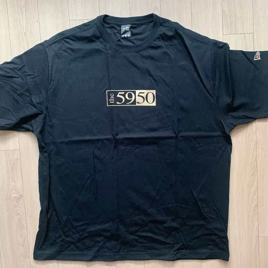 [BUNJANG] New Era 5950 Day T-shirt (Black/Gold) / 뉴에라 5950데이 반팔티 블랙골드 화이트골드