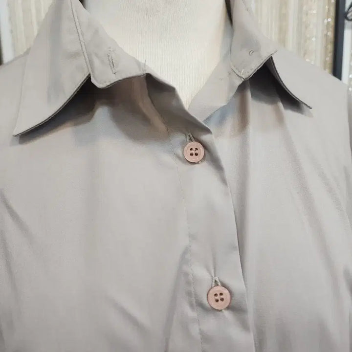 [BUNJANG] CALIN Beige Loose Fit Shirt Blouse / 칼린 루즈핏 베이지 셔츠 블라우스 free