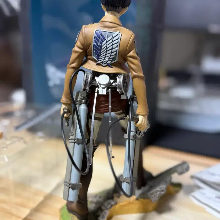 [BUNJANG] Brave Act Levi Ackerman Figure / 브레이브 액트 리바이 피규어