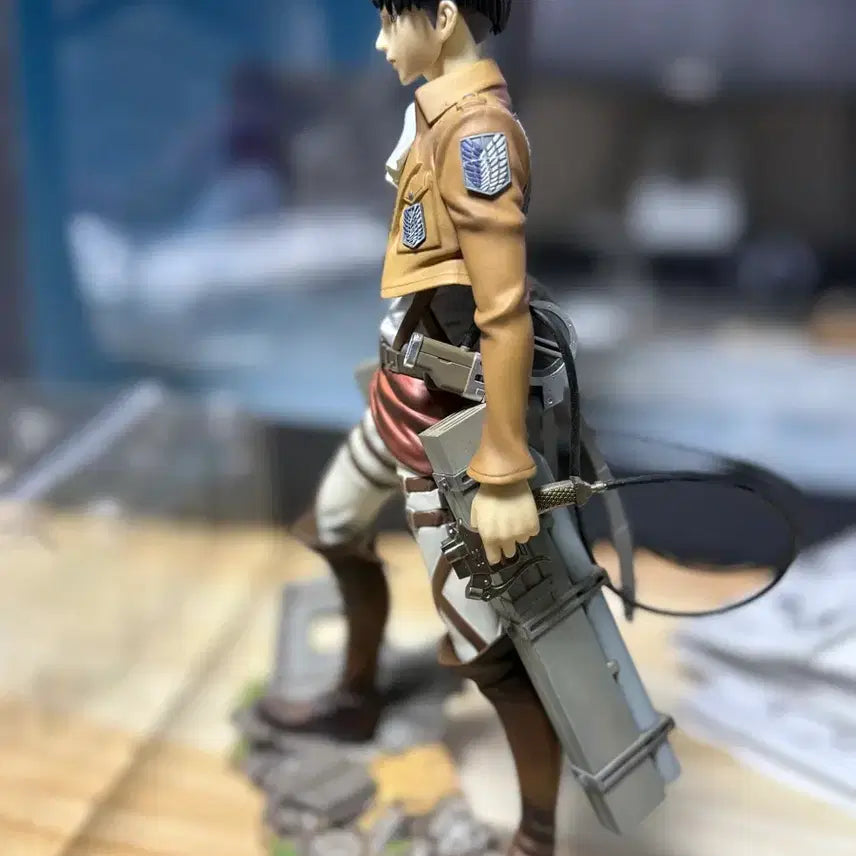 [BUNJANG] Brave Act Levi Ackerman Figure / 브레이브 액트 리바이 피규어