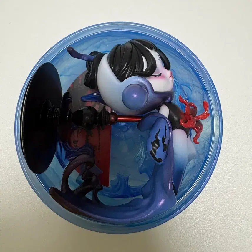 [BUNJANG] Popmart Skullpanda Mirage Series Extinguished Candle Figure / 팝마트 스컬판다 신기루 시리즈 꺼진촛불 피규어