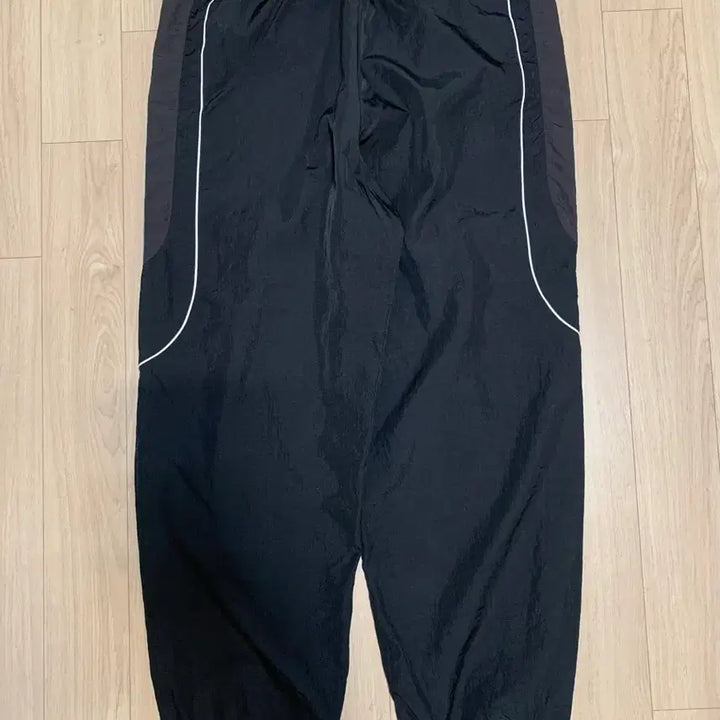 [BUNJANG] Umbro HBL OG Training Pants Black / 엄브로 HBL OG 트레이닝 팬츠 블랙
