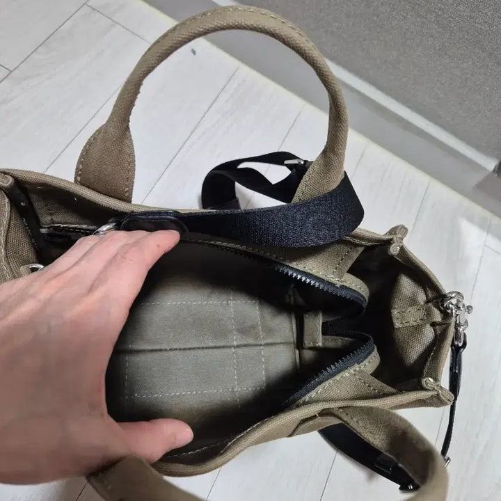 [BUNJANG] Marc Jacobs The Tote Bag Small / 마크제이콥스 더토트백
