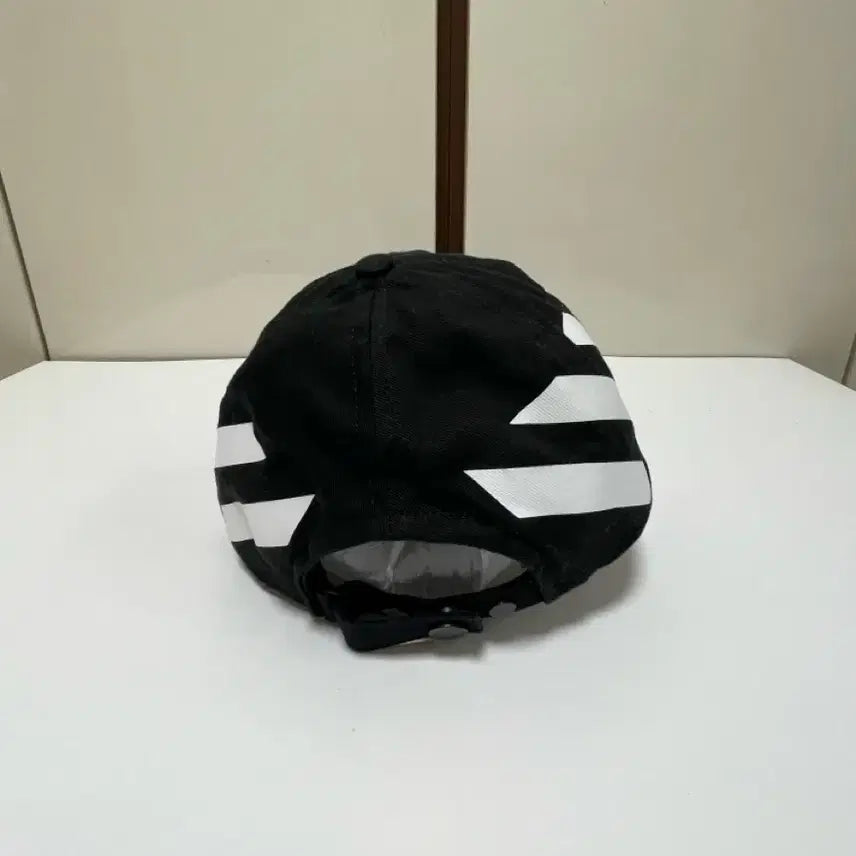 [BUNJANG] Off-White Scorpion Logo Baseball Cap / Off-White  볼캡