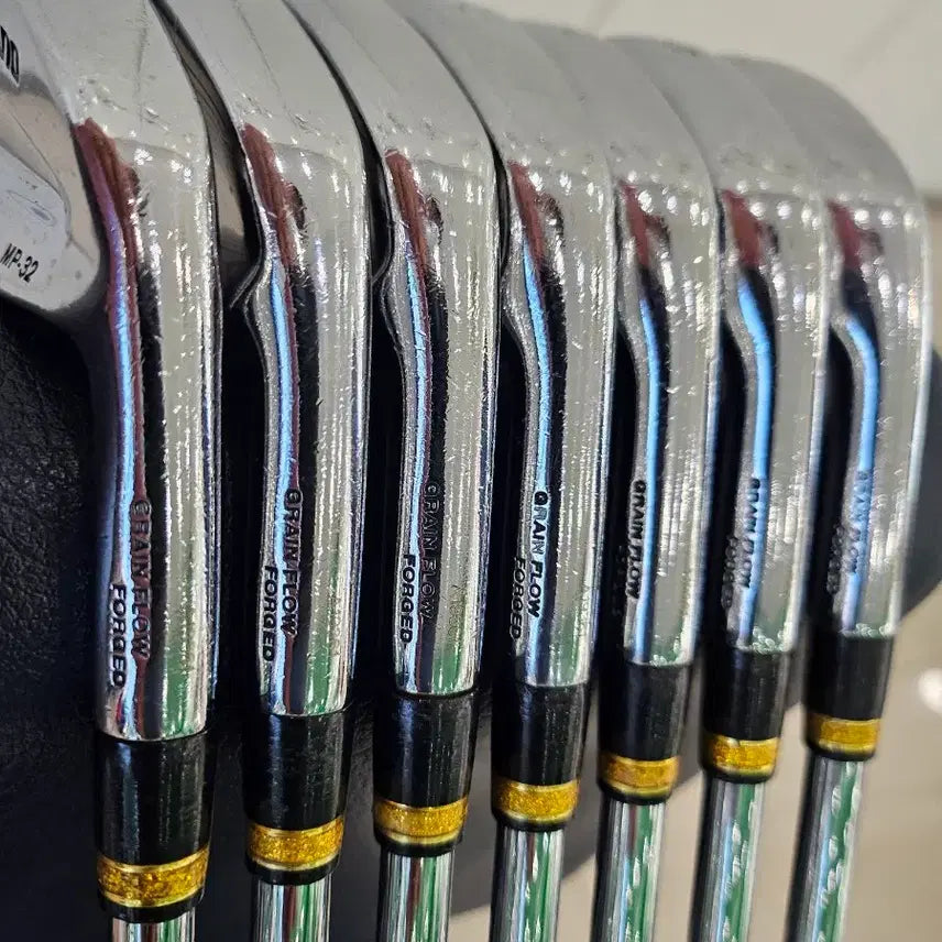 [BUNJANG] Mizuno MP-32 Iron Set (4-P) - 7 Clubs, Lightweight Steel R / 미즈노 MP-32 아이언세트 4~P 7개 경량스틸 R