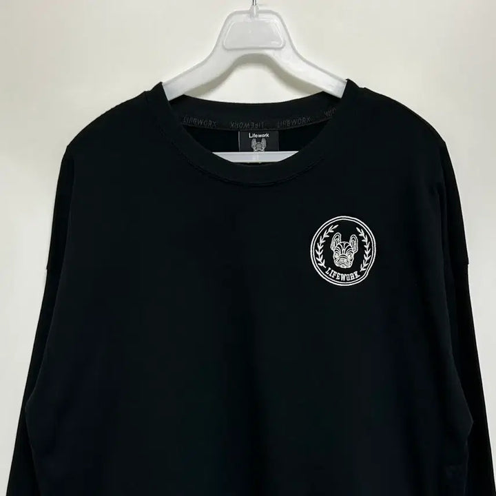 [BUNJANG] Life Work Embroidered Emblem Crop Long Sleeve T-shirt / [여자-FREE]라이프워크 자수 앰블럼 숏 긴팔티셔츠