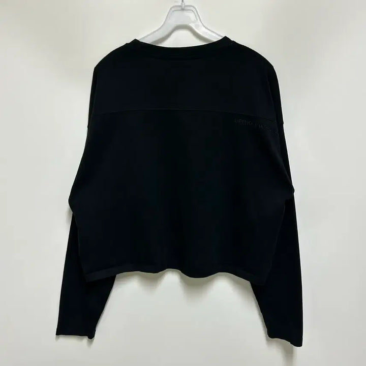 [BUNJANG] Life Work Embroidered Emblem Crop Long Sleeve T-shirt / [여자-FREE]라이프워크 자수 앰블럼 숏 긴팔티셔츠