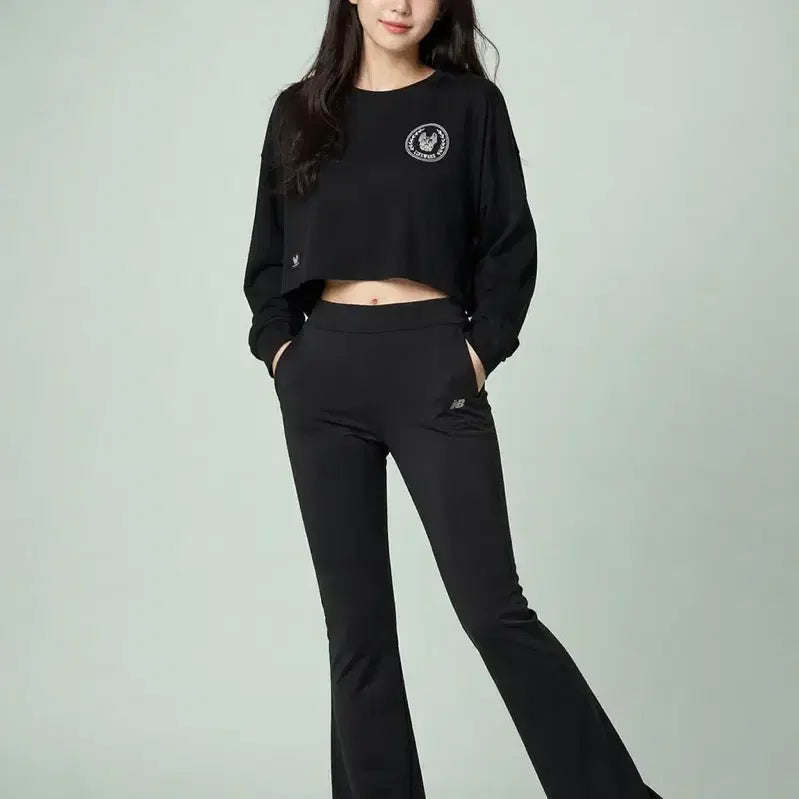 [BUNJANG] Life Work Embroidered Emblem Crop Long Sleeve T-shirt / [여자-FREE]라이프워크 자수 앰블럼 숏 긴팔티셔츠