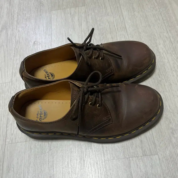 [SOLD OUT] 닥터마틴 1461 크레이지호스 UK7