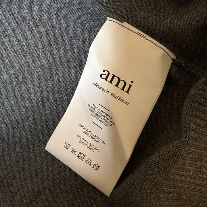 [SOLD OUT] 아미 하트 로고 그레이 가디건 L (병행수입)