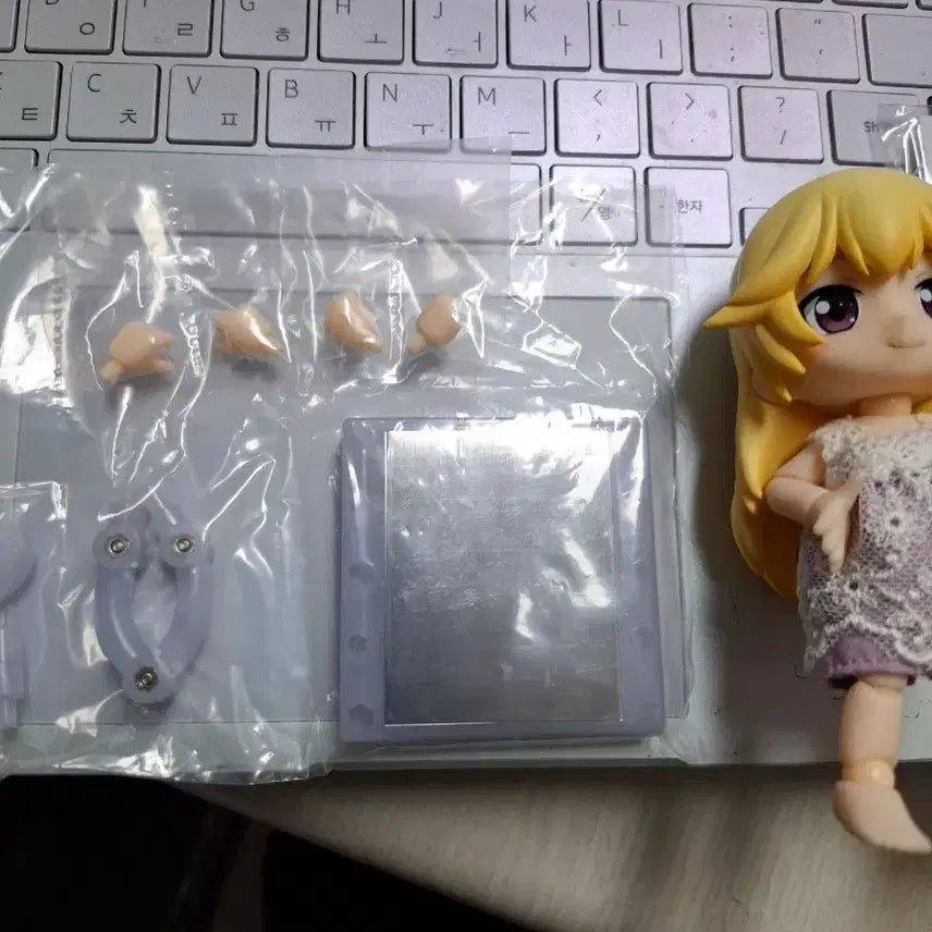 [BUNJANG] Qposket Sherry Action Figure / 큐포쉬 셰리 액션피규어