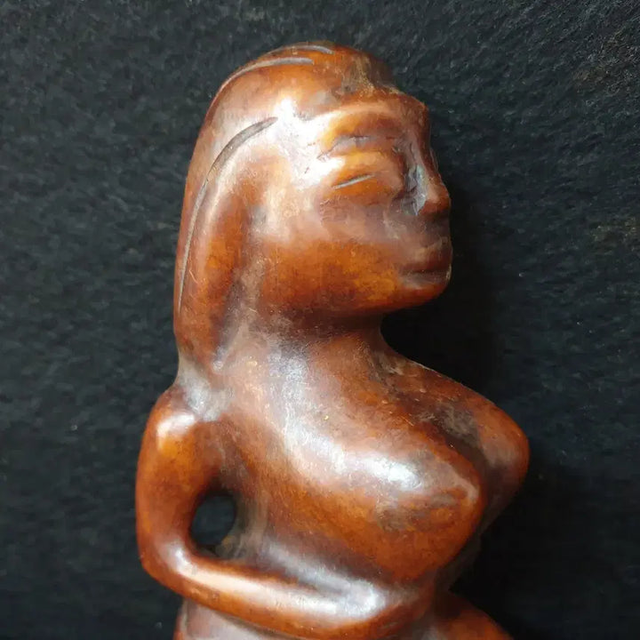 [BUNJANG] Hongshan Jade Figure: Woman and Dragon Combination / (수원만물)고옥 재질의 미녀와 C용상 조합의 홍산옥기 인물상
