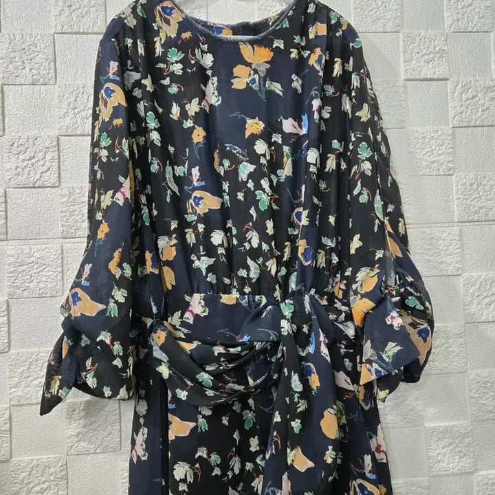 [SOLD OUT] 타임 플라워 패턴 랩 스타일 원피스 66