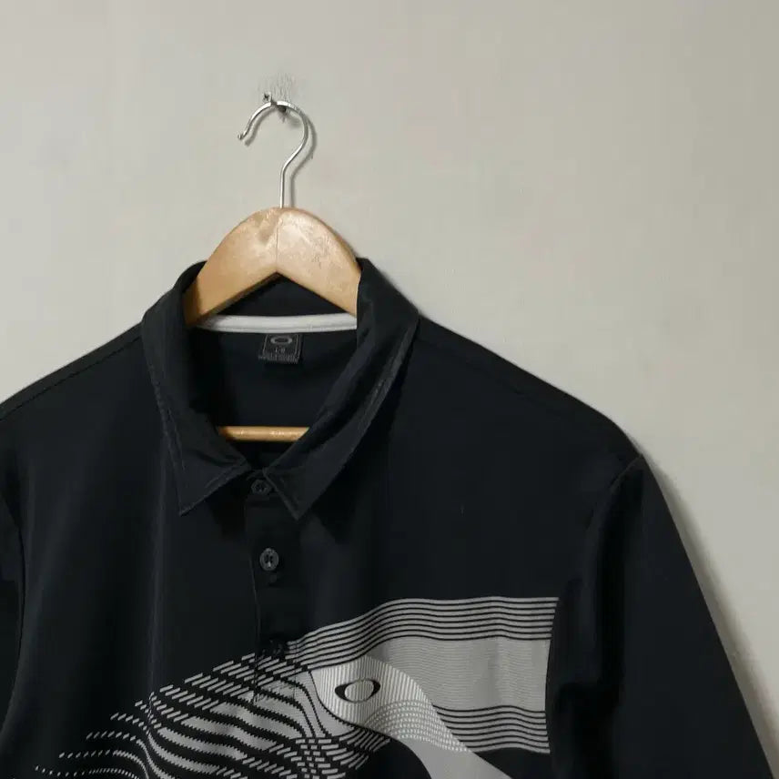 [SOLD OUT] 105 OAKLEY 오클리 기능성 스판 반팔 카라티 정품