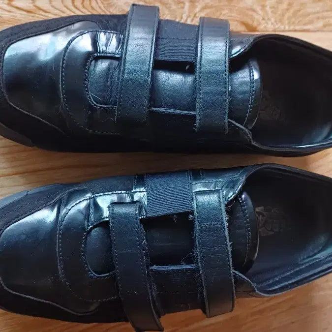[BUNJANG] Salvatore Ferragamo Velcro Strap Leather Shoes / 살바토레 페라가모 벨크로 스트랩 레더 235mm