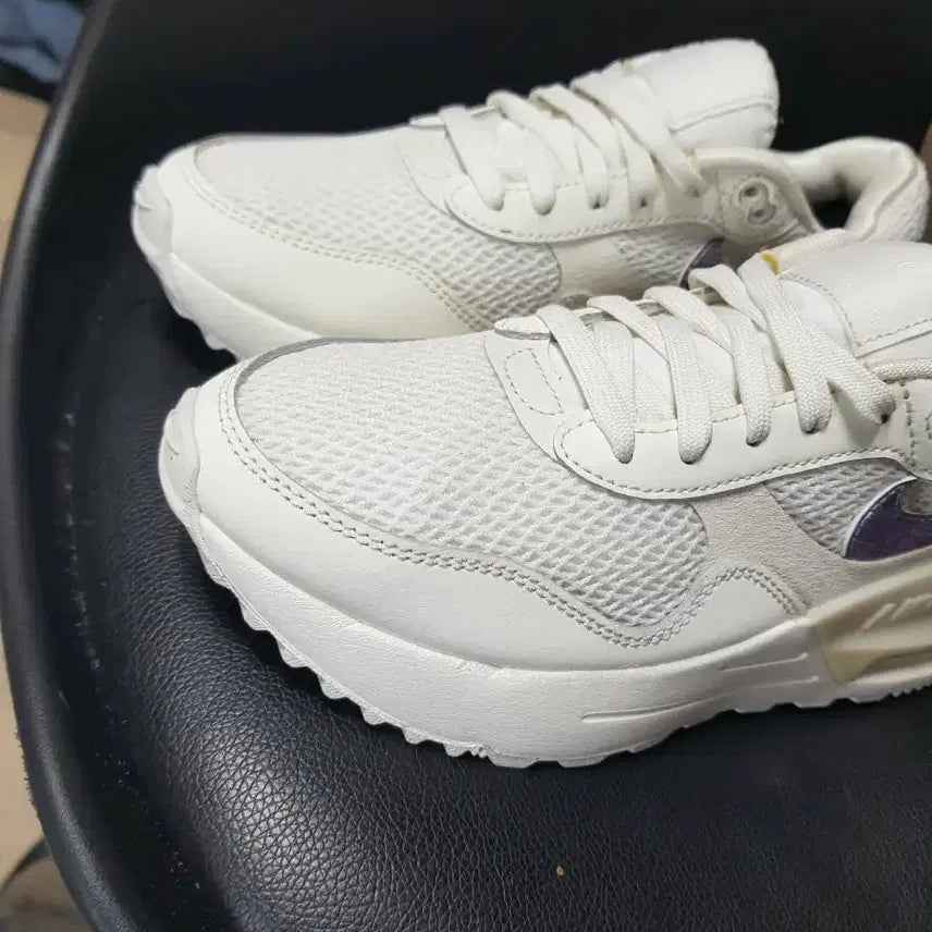 [BUNJANG] Nike Air Max White Sneakers 230 / 나이키 에어맥스 흰색 운동화 230