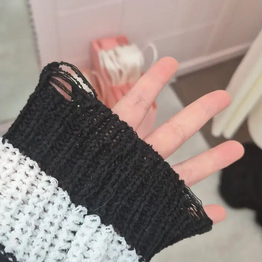 [BUNJANG] Striped Distressed Vintage Knit / 대전 여성의류 단가라 헤짐빈티지니트