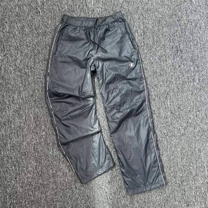 [BUNJANG] Champion Japan Nylon Windbreaker Track Pants / 챔피온 jpn 나일론 바람막이 트랙 팬츠