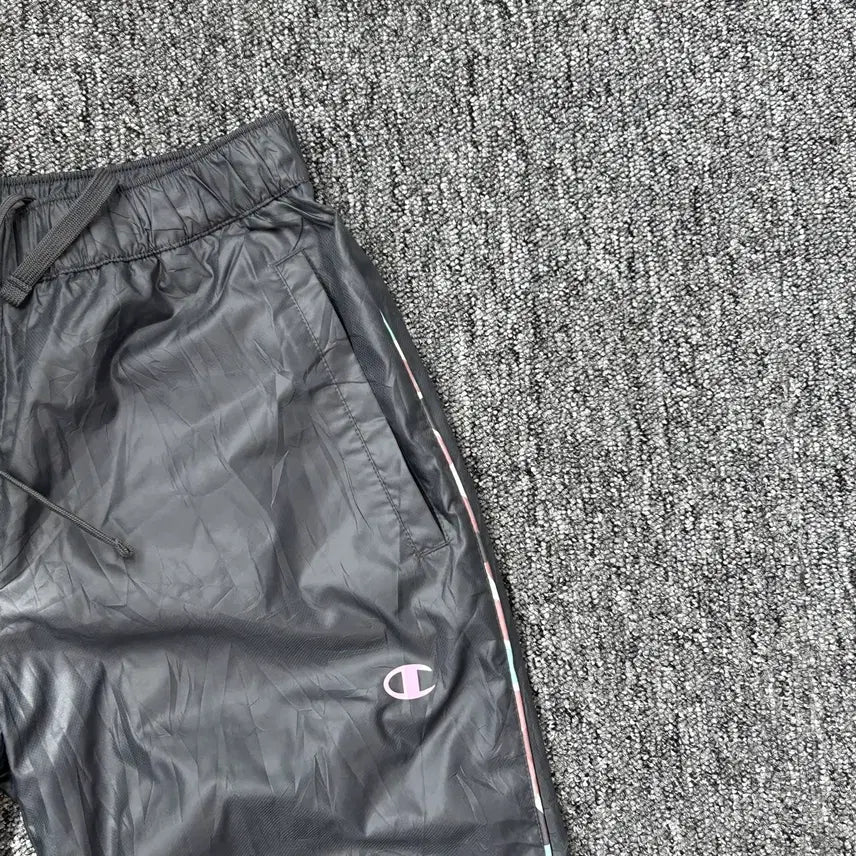 [BUNJANG] Champion Japan Nylon Windbreaker Track Pants / 챔피온 jpn 나일론 바람막이 트랙 팬츠