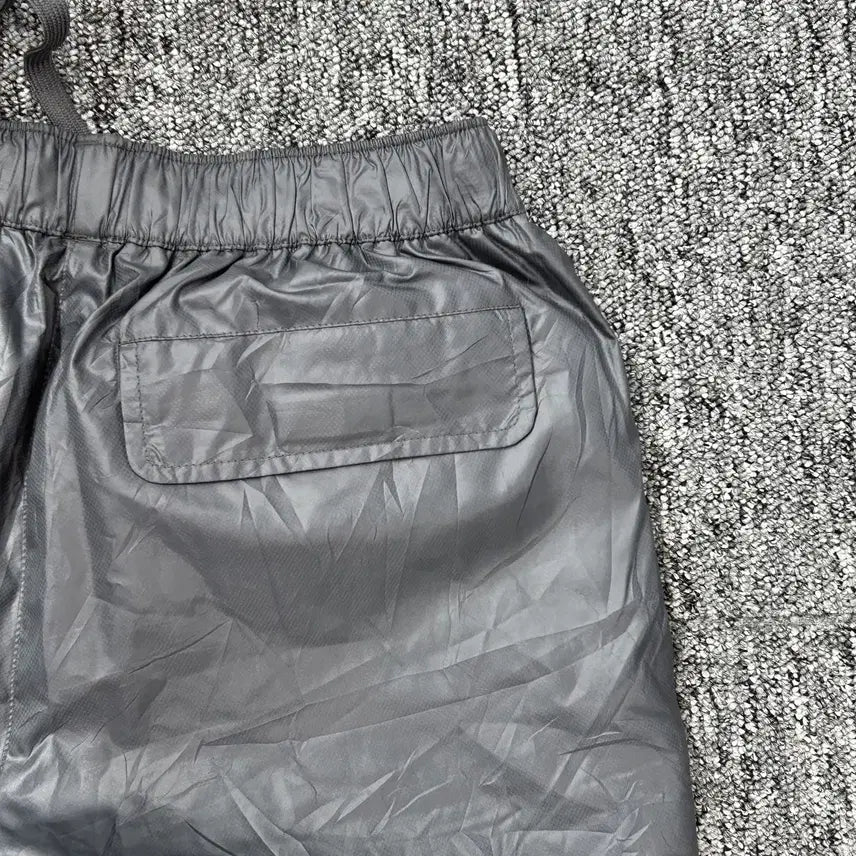 [BUNJANG] Champion Japan Nylon Windbreaker Track Pants / 챔피온 jpn 나일론 바람막이 트랙 팬츠