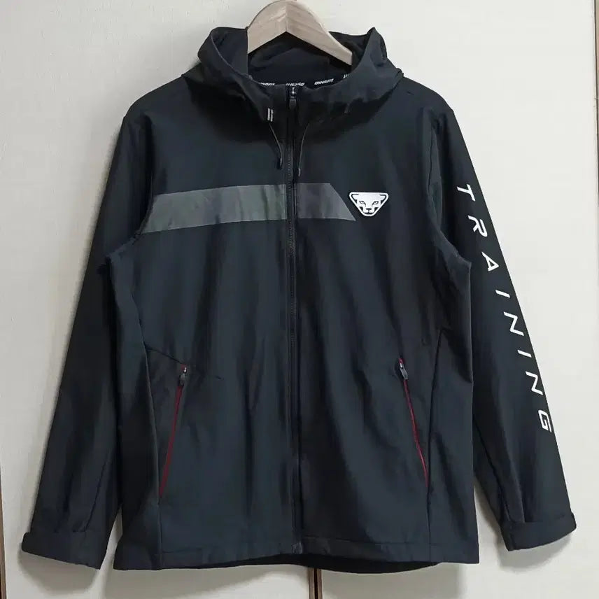 [SOLD OUT] 다이나핏 트레이닝 후드 자켓 블랙