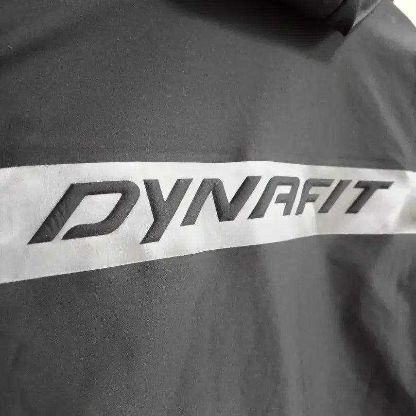 [SOLD OUT] 다이나핏 트레이닝 후드 자켓 블랙
