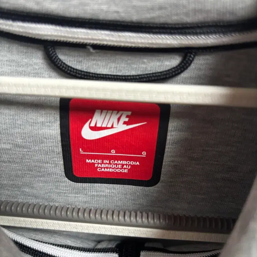 [BUNJANG] Nike Tech Pack Full-Zip Gray Jacket / 나이키 테크팩 풀집업 회색