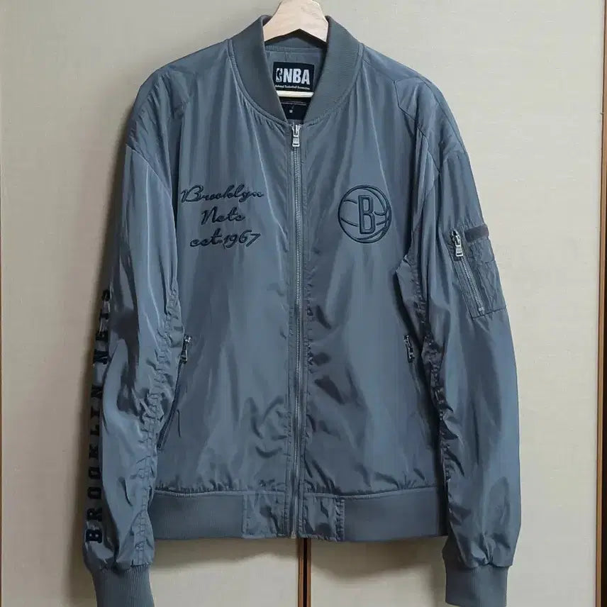 [BUNJANG] NBA Brooklyn Nets Reversible Bomber Jacket / 새옷수준)NBA 그레이 봄버 자켓 M