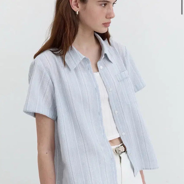 [BUNJANG] Dunst Blue Stripe Short Sleeve Shirt / 던스트 블루 스트라이프 반팔셔츠 여성반팔셔츠 반팔블라우스 반팔원피스