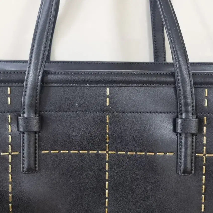 [BUNJANG] Ferragamo Amy Black Stitch Tote Bag / 페라가모 에이미블랙 스티치 토트백